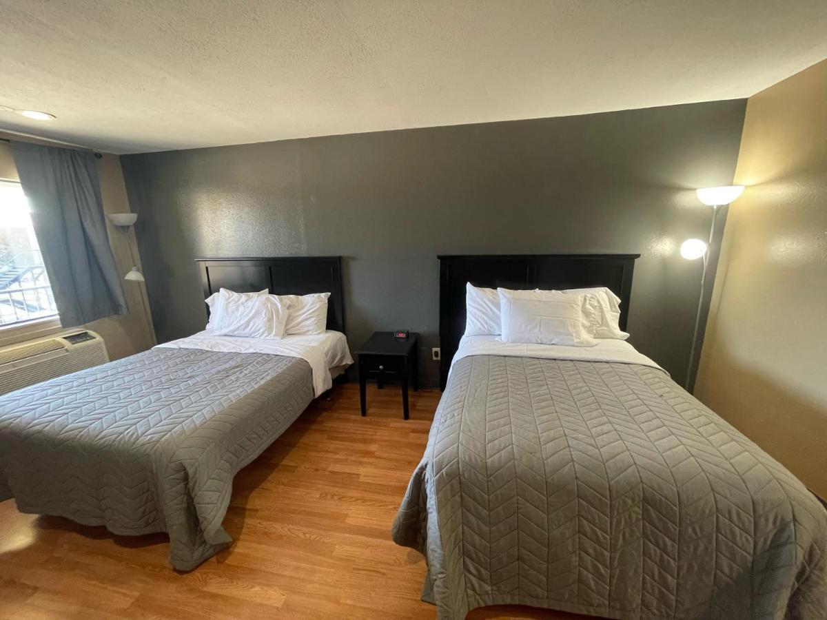 Best Budget Inn Bastrop Экстерьер фото